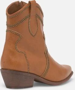 LOLALIZA Cowboy Enkellaarzen Met Mini Studs - Camel - Maat C36 -Skechers Verkoopwinkel 1008x1200 2