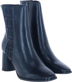 Tamaris Enkellaarsjes Zwart Leer 192209 - Dames - Maat 39 -Skechers Verkoopwinkel 1050x1200 2