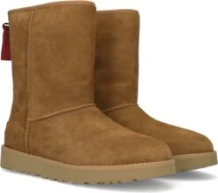 UGG W Classic Short Logo Zip Vachtlaarzen - Warme Laarzen - Dames - Camel - Maat 37 -Skechers Verkoopwinkel 1200x1060