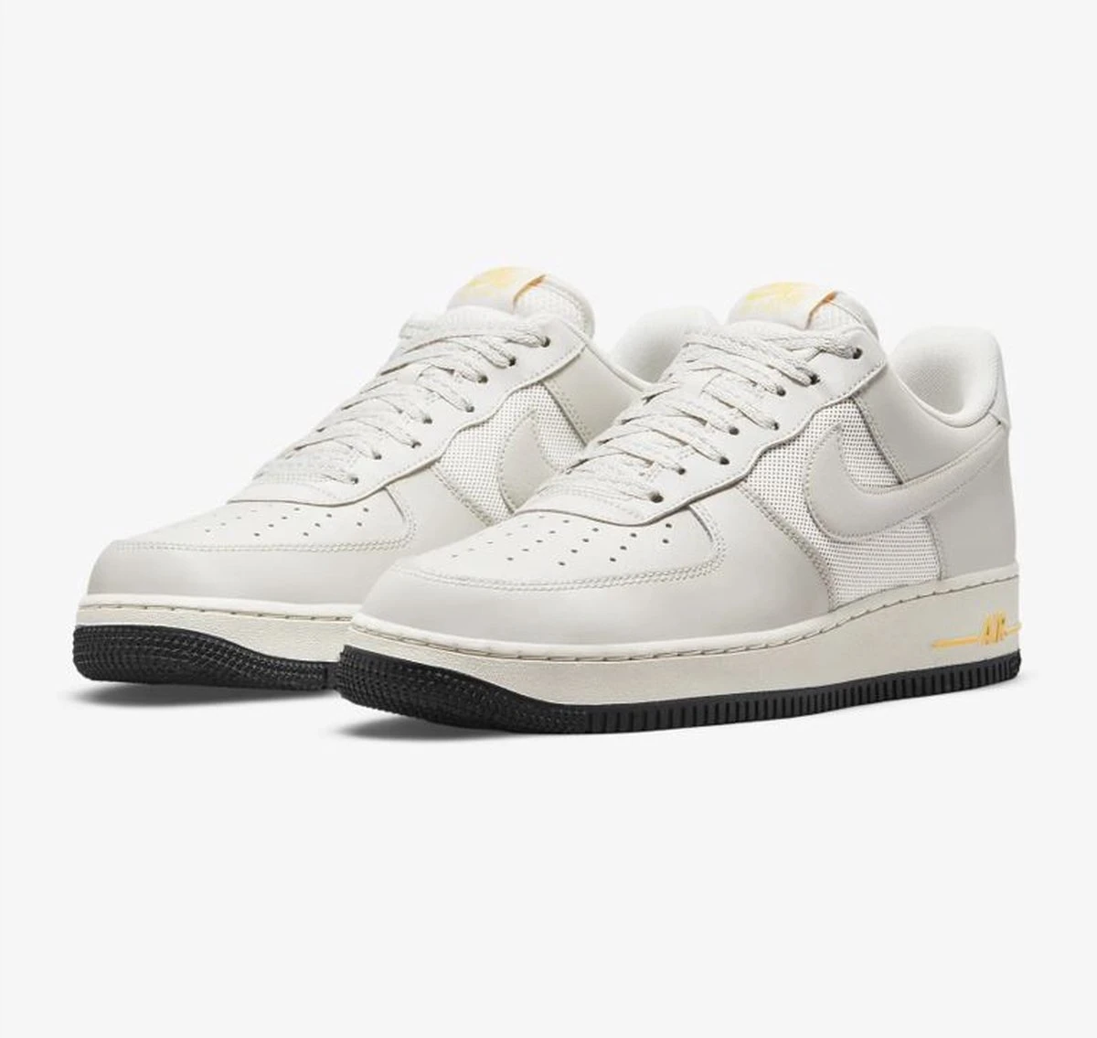 Nike Air Force 1 Sneakers - Light Bone - Maat 38.5 - Unisex 4 Nike Air Force 1 Sneakers - Light Bone - Maat 38.5 - Unisex - Afbeelding 4
