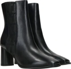 Tamaris Enkellaarsjes Zwart Leer 192209 - Dames - Maat 39 -Skechers Verkoopwinkel 1200x1171