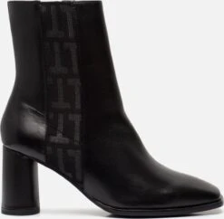 Tamaris Enkellaarsjes Zwart Leer 192209 - Dames - Maat 39 -Skechers Verkoopwinkel 1200x1175 1