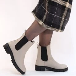 Marco Tozzi Enkellaarsjes Plat Enkellaarsjes Plat - Gebroken Wit - Maat 38 -Skechers Verkoopwinkel 1200x1198 1