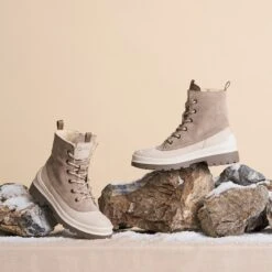 Travelin' Leval Dames Winterboots - Waterresistent Membraan - Wol Gevoergd - Zand Beige Leer - Maat 38 -Skechers Verkoopwinkel 1200x1200 246