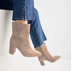 VIA VAI Maddy June Enkellaarsjes Dames - Beige - Maat 39 -Skechers Verkoopwinkel 1200x1200 51