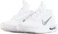 W Nike Air Max INTRLK Lite - Dames Sneakers - Maat 42 - Wit