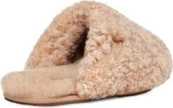 UGG W Maxi Curly Slide Dames Sloffen - Sand - Maat 36 -Skechers Verkoopwinkel 1200x746 3