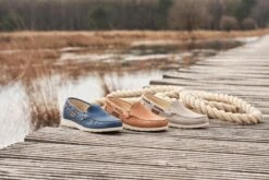 Travelin Seatown - Dames Instappers - Leren Moccasins - Grijs - Maat 41 -Skechers Verkoopwinkel 1200x800 2