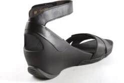 Wolky Sandalen Era Zwart Leer -Skechers Verkoopwinkel 1200x807 1