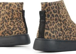 Woden Enkellaarsjes Dames / Laarzen / Damesschoenen - Suède - Leopardprint - Abbi Suede Print - Leopard - Maat 36 -Skechers Verkoopwinkel 1200x857