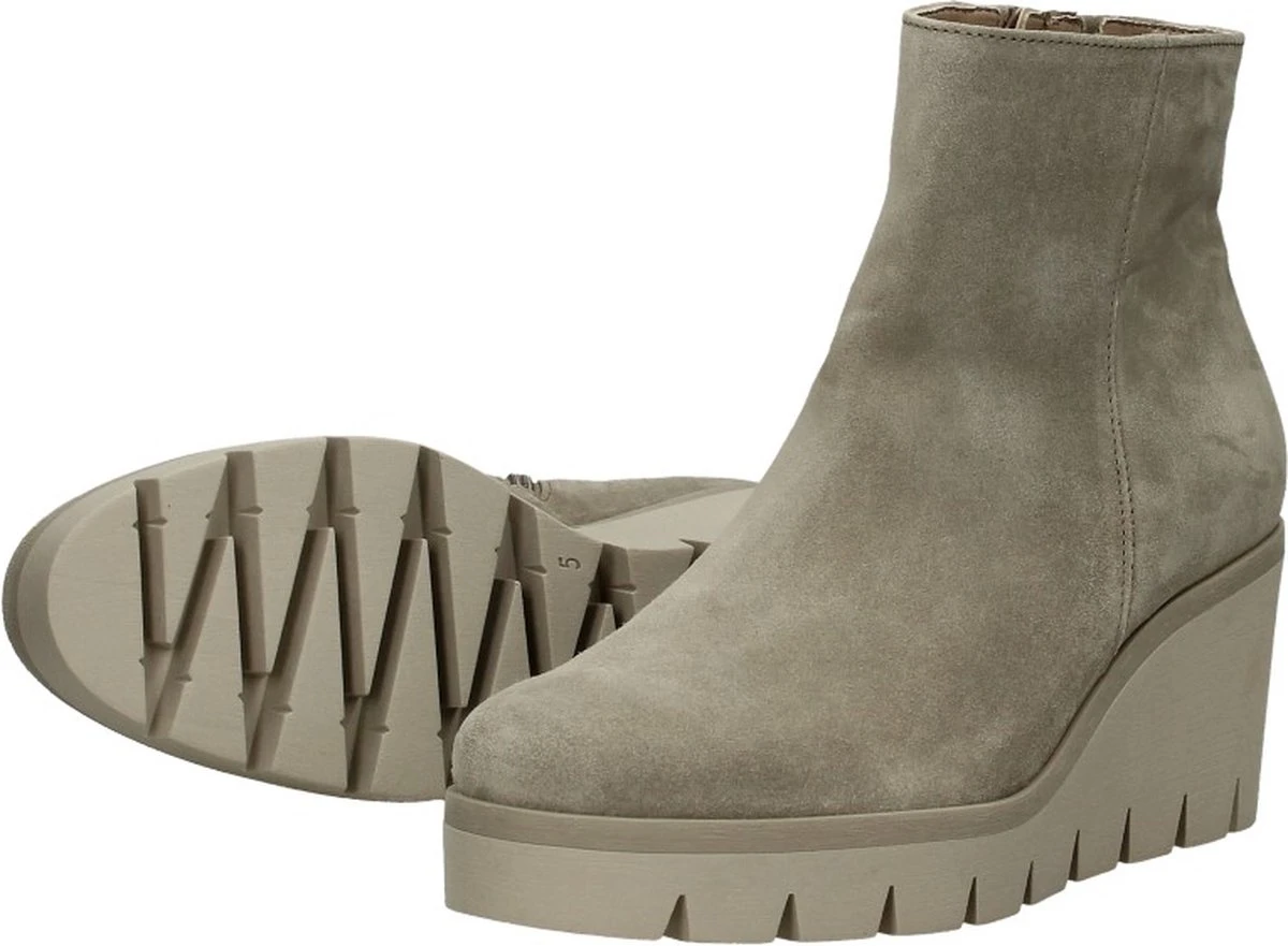 Gabor Enkellaarsjes Dames / Laarzen / Damesschoenen - Suède - 94.780.12 - Beige - Maat 38.5 13 Gabor Enkellaarsjes Dames / Laarzen / Damesschoenen - Suède - 94.780.12 - Beige - Maat 38.5 - Afbeelding 13