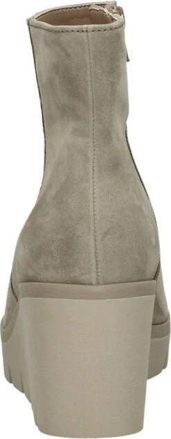 Gabor Enkellaarsjes Dames / Laarzen / Damesschoenen - Suède - 94.780.12 - Beige - Maat 38.5 27 Gabor Enkellaarsjes Dames / Laarzen / Damesschoenen - Suède - 94.780.12 - Beige - Maat 38.5 -Skechers Verkoopwinkel 468x1200 2