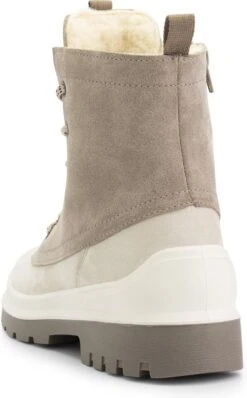 Travelin' Leval Dames Winterboots - Waterresistent Membraan - Wol Gevoergd - Zand Beige Leer - Maat 38 -Skechers Verkoopwinkel 744x1200 1