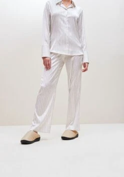 Subu Pantoffels Dames Sloffen / Instappers - Canvas - Harde Zool - Dichte Hiel - Subu Permanent - Beige - Maat 39/40 -Skechers Verkoopwinkel 839x1200 2