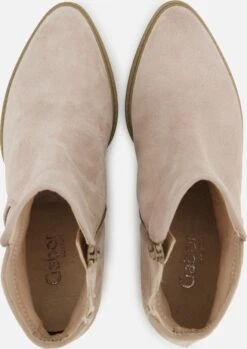 Gabor Enkellaarsjes Taupe Suede - Dames - Maat 41 25 Gabor Enkellaarsjes Taupe Suede - Dames - Maat 41 -Skechers Verkoopwinkel 850x1200 2