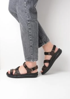 Wolky Sandalen Action Lady Bruin Gevet Leer -Skechers Verkoopwinkel 854x1200 13