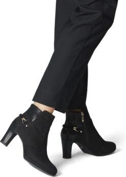 Tamaris Enkellaarsjes Zwart Textiel 192329 - Dames - Maat 36 -Skechers Verkoopwinkel 854x1200 3