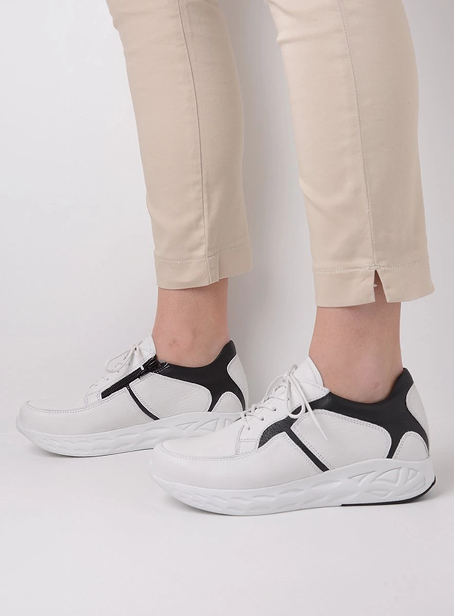 Wolky Veterschoenen Bounce Wit/zwart Leer 2 Wolky Veterschoenen Bounce Wit/zwart Leer - Afbeelding 2