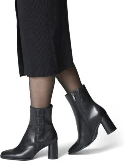 Tamaris Enkellaarsjes Zwart Leer 192209 - Dames - Maat 39 -Skechers Verkoopwinkel 926x1200 1